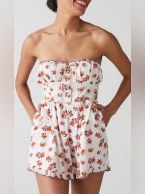 Urban Outfitters Betti Strapless Romper Floral Boho Smocked Tube Romper Womens L